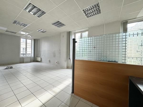 Charmante maison en pierre de taille au cœur de JARNAC (16) Jarnac (16200)