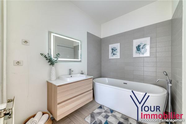 Appartement à vendre, 2 pièces - Vénissieux 69200