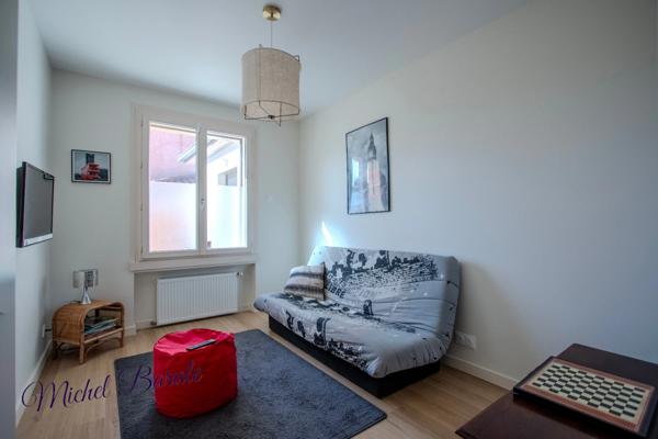 GENAS – PROPRIÉTÉ LUXE & PRESTIGE – 131 M² – SOUS-SOL 100 M² – TERRAIN 1 118 M²