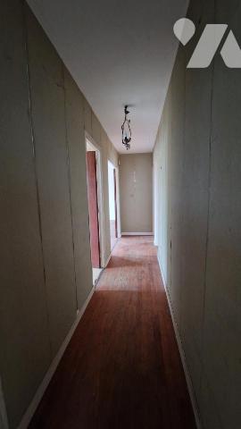 GRANDE MAISON DE 253 m² DIVISEE EN DEUX APPARTEMENTS AVEC GARAGE ET JARDIN