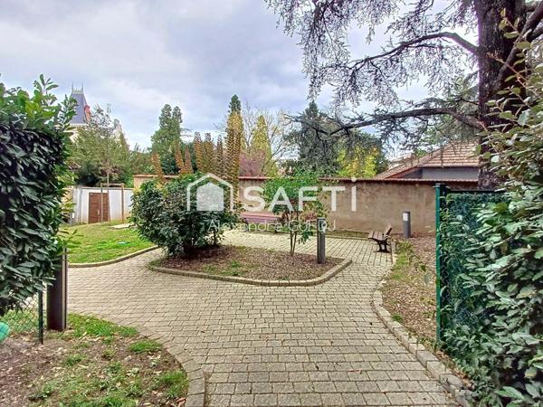 STUDIO 24 M² EN REZ DE JARDIN + GARAGE