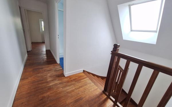 Maison à vendre    6 pièces •  Lanmeur