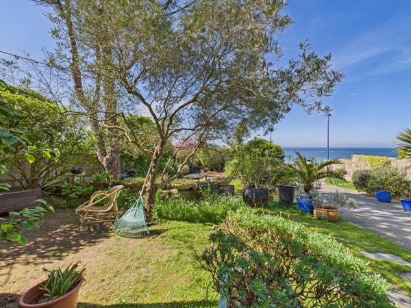 Emplacement d'exception face à la mer