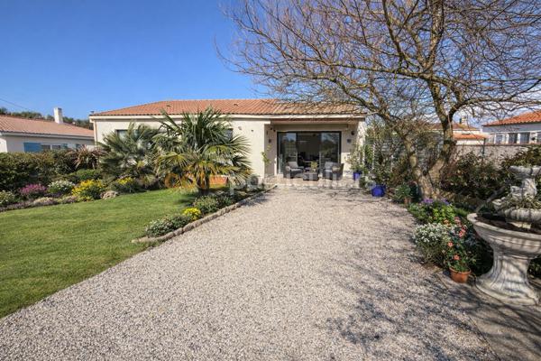 Vente Maison69,85 m² - 4 Pièces - L AIGUILLON LA PRESQU ILE (85460)