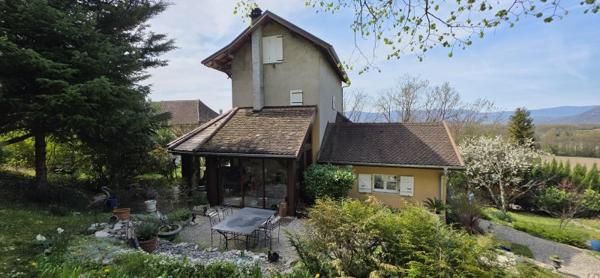 Vente / Maison et grand terrain