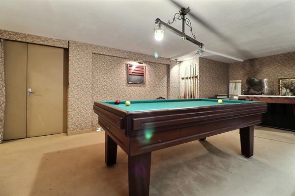 Maison familiale de 8 pièces avec piscine à Saint Leu La Forêt - Réf. 11681