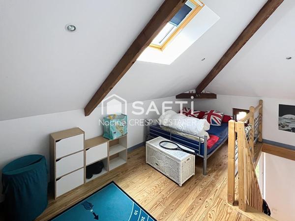 Lafrançaise belle maison de Caractère composée de 8 pièces et dépendances