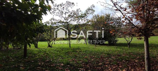 Lafrançaise belle maison de Caractère composée de 8 pièces et dépendances