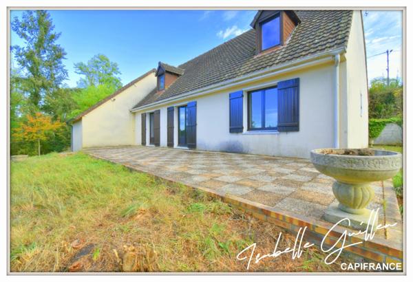 Dpt Cher (18), à vendre CULAN maison P6 de 145,2 m² - Terrain de 3 110,00 m² - Plain pied