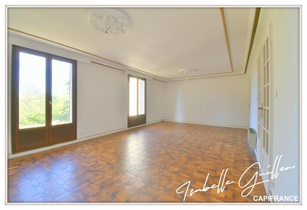 Dpt Cher (18), à vendre CULAN maison P6 de 145,2 m² - Terrain de 3 110,00 m² - Plain pied