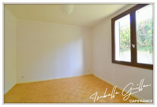 Dpt Cher (18), à vendre CULAN maison P6 de 145,2 m² - Terrain de 3 110,00 m² - Plain pied