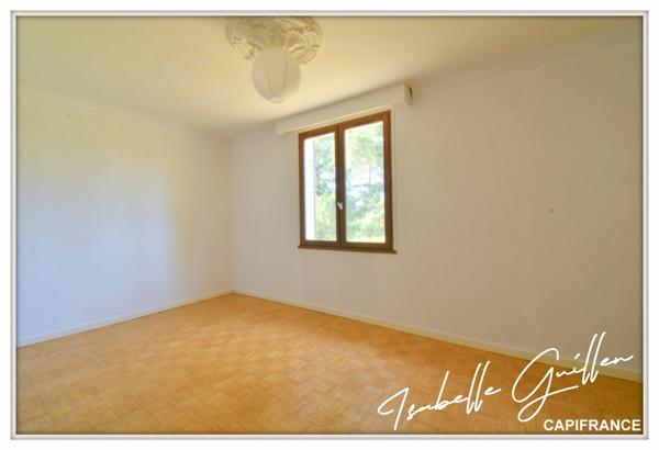 Dpt Cher (18), à vendre CULAN maison P6 de 145,2 m² - Terrain de 3 110,00 m² - Plain pied