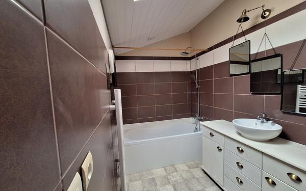 Maison à vendre    4 pièces • 101 m2 Échillais