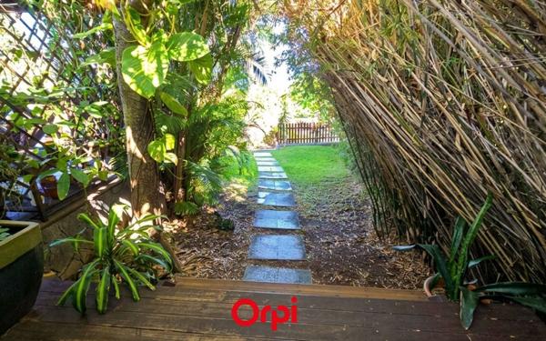 Maison à vendre    6 pièces • 118 m2 Saint-Leu