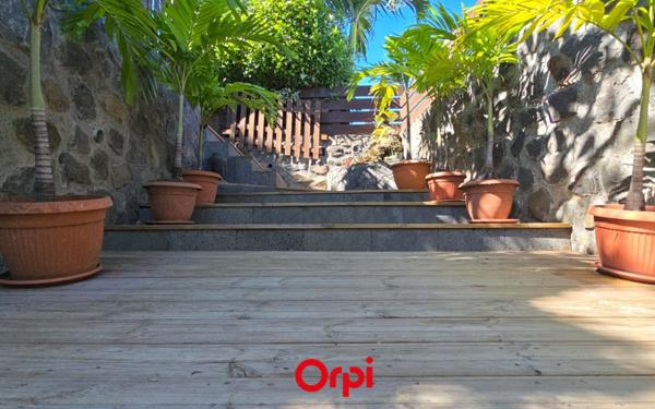 Maison à vendre    6 pièces • 118 m2 Saint-Leu