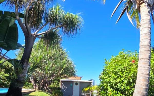 Maison à vendre    6 pièces • 118 m2 Saint-Leu