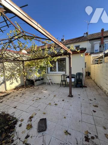 Maison de ville à rafraichir à Ardon (02000 LAON)