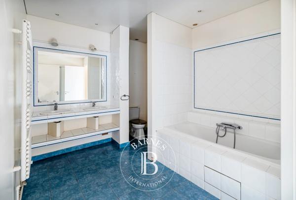 Neuilly-sur-Seine, Appartement 3 Chambres -  150 m² à vendre