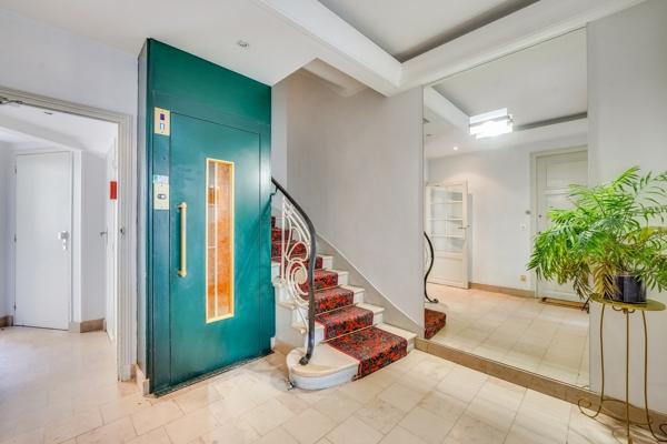 Appartement · Vente Paris (75016) 4 pièces · 100m²