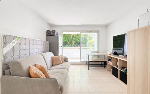 Appartement à vendre    2 pièces • 27,51 m2 Cagnes-sur-Mer