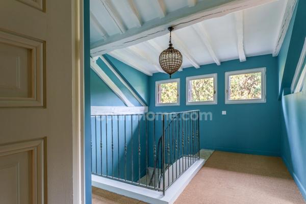 Maison ancienne rénovée - 7 pièces - FONDETTES (37)