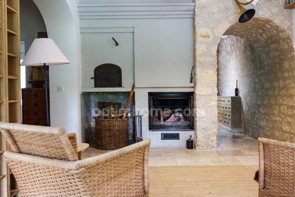 Maison ancienne rénovée - 7 pièces - FONDETTES (37)