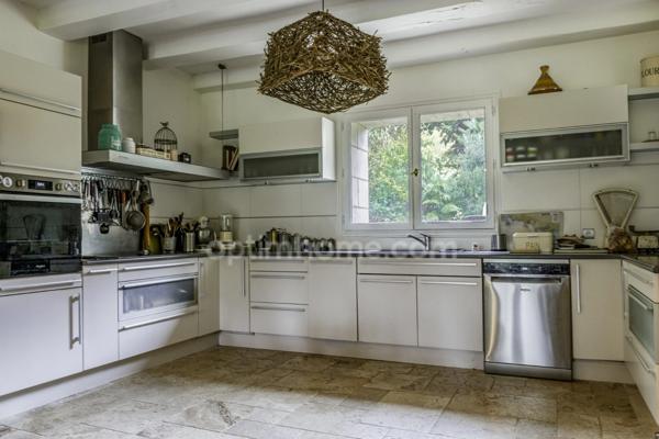 Maison ancienne rénovée - 7 pièces - FONDETTES (37)