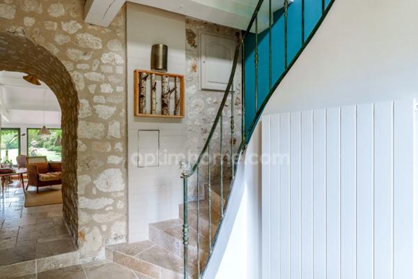 Maison ancienne rénovée - 7 pièces - FONDETTES (37)