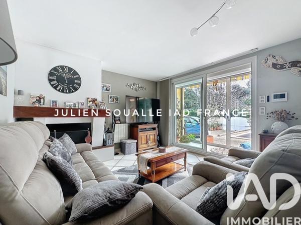 Maison à vendre 5 pièces 143 m² Carnoux-en-Provence