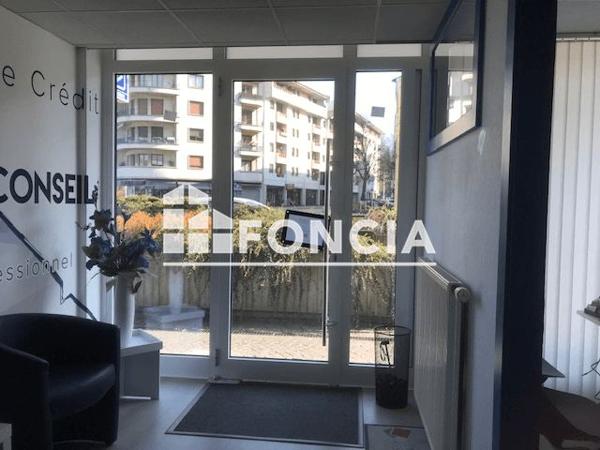 Location Local commercial 4 pièces 46.7 m² - 3 AVENUE SAINT-FRANCOIS DE SALES Thonon-les-bains 74200