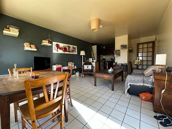 Appartement à vendre à Vannes T2 avec terrasse, jardin et place de parking !