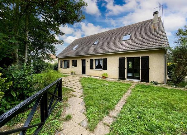 Maison à vendre    8 pièces • 176,53 m2 Mantes-la-Jolie