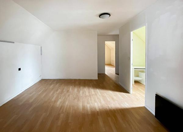 Maison à vendre    8 pièces • 176,53 m2 Mantes-la-Jolie