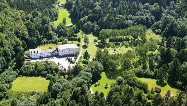 Immeubles 5000 m2 sur 4 ha Murbach
