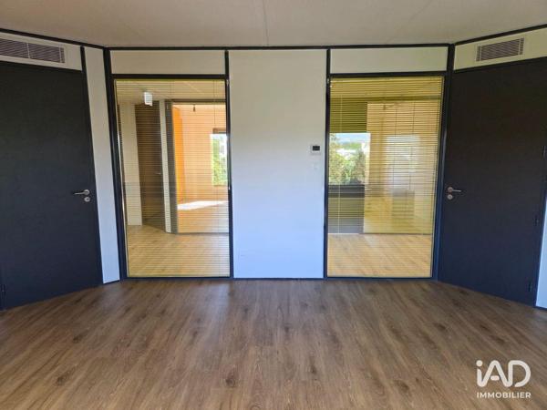 Location local d’activité 22 m² Écully