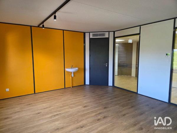 Location local d’activité 22 m² Écully
