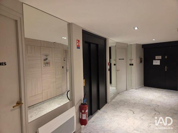 Location local d’activité 22 m² Écully