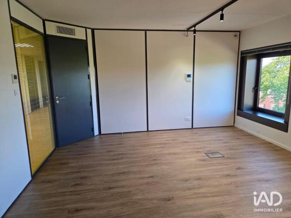 Location local d’activité 22 m² Écully