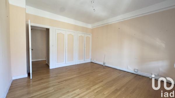 Appartement 5 pièces de 143 m² à Valenciennes (59300)