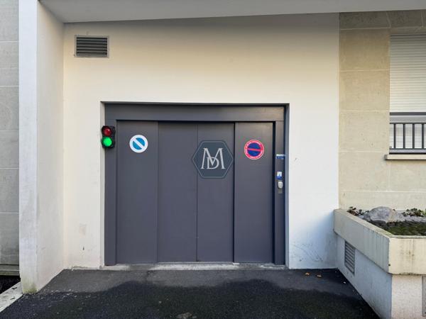 92160 ANTONY - CENTRE VILLE - 3 CHAMBRES + TERRASSE 22m2 + PARKING + CAVE