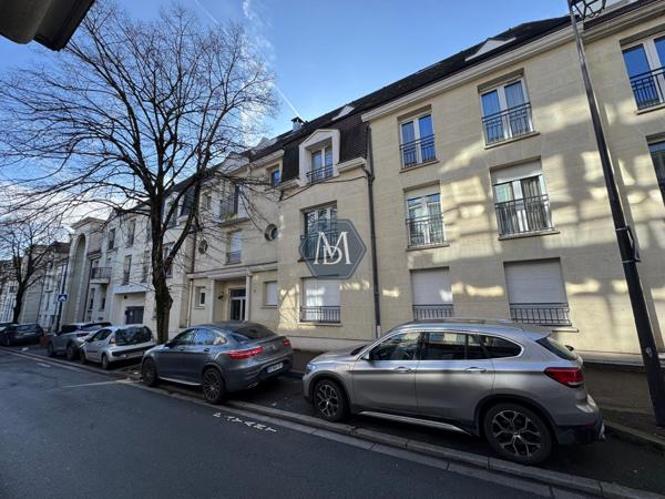 92160 ANTONY - CENTRE VILLE - 3 CHAMBRES + TERRASSE 22m2 + PARKING + CAVE