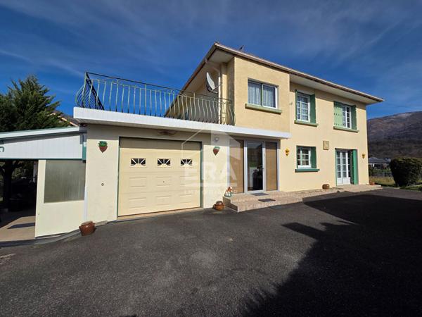 Maison Argeles Gazost 8 pièces 151.09 m2