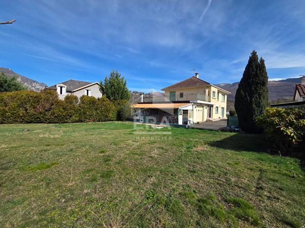 Maison Argeles Gazost 8 pièces 151.09 m2