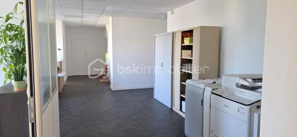 Bureau de 289 m²