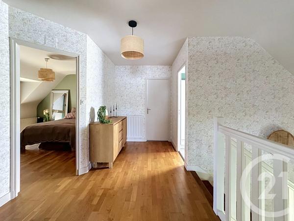 Maison à vendre  6 pièces - 168,21 m 2   TINTENIAC  - 35
