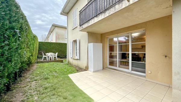Appartement T2 (calme, jardinet, parking et tram)