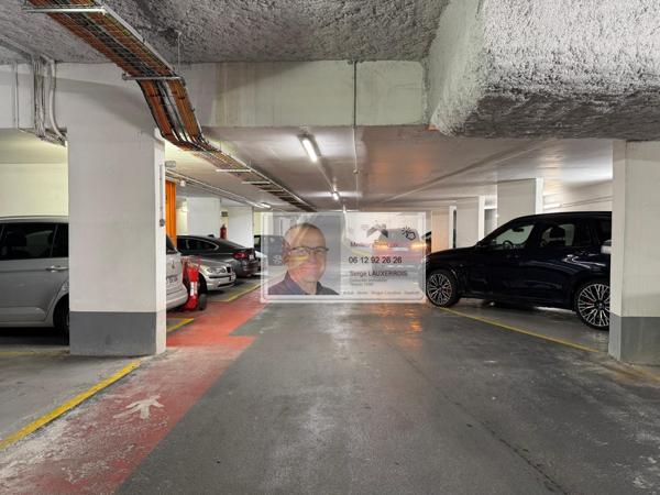 PARKING EN SOUS-SOL FERMÉ AVEC GARDIEN