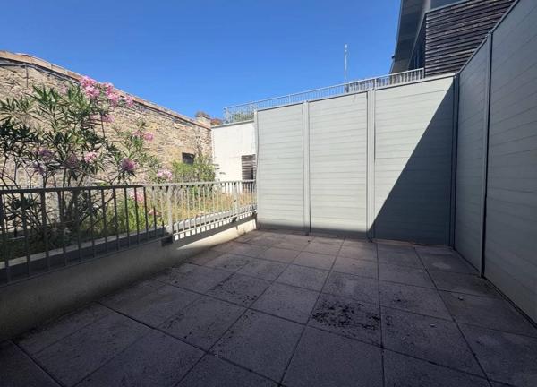 Bordeaux Hyper-centre Pey Berland T3 terrasse