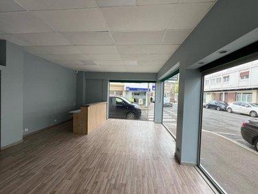 Fonds et/ou murs commerciaux à vendre à Lisieux dans le Calvados (14100), ref : 14058-1544