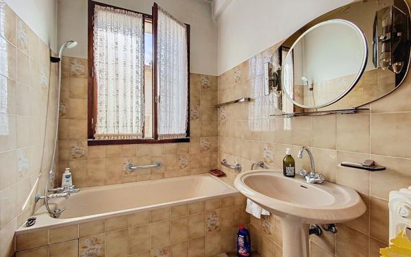 Appartement à vendre    3 pièces • 63,37 m2 Nice